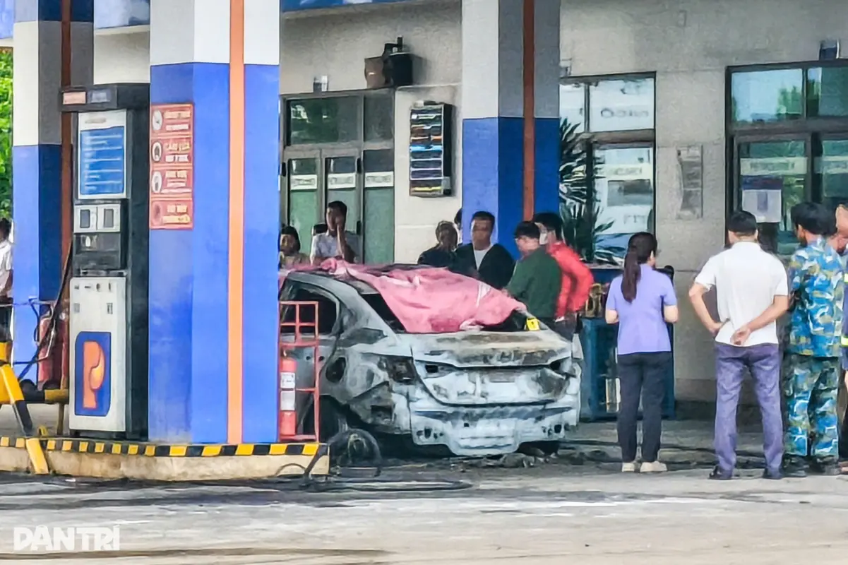 vụ cháy ô tô ở Đà Nẵng